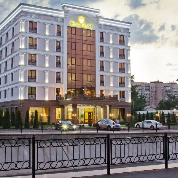 阿拉木图广场酒店，位于Drūzhba的酒店