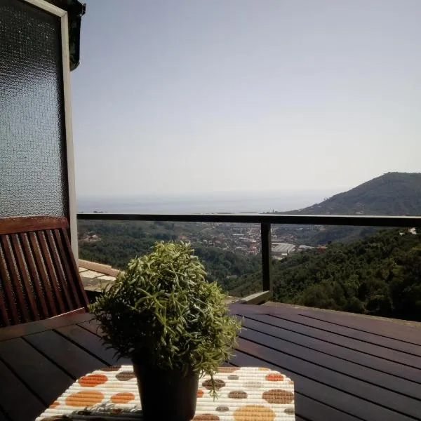 Tigullio Vacations: lo Chalet sul Mare，位于Leivi的酒店