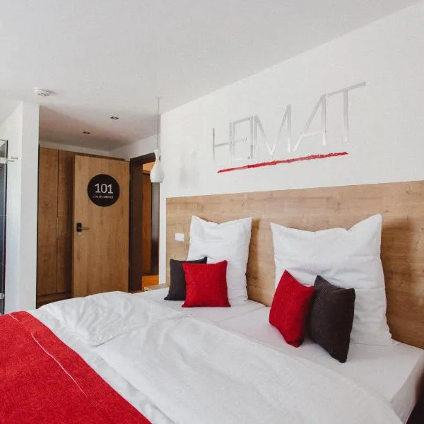 HEIMAT | Hotel & Boarding House，位于Au in der Hallertau的酒店