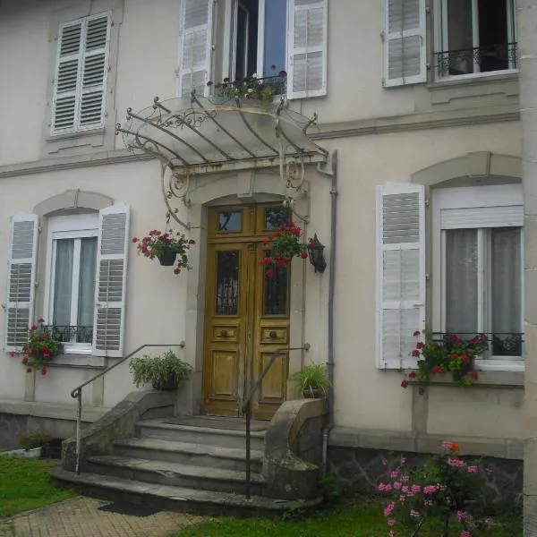 Appartement logis balnéen，位于Mailleroncourt-Saint-Pancras的酒店