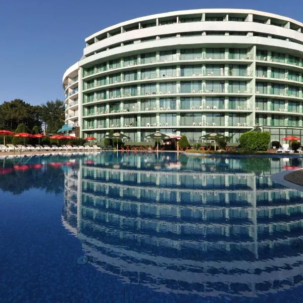 Hotel Caesar Palace,位于阳光海滩的酒店