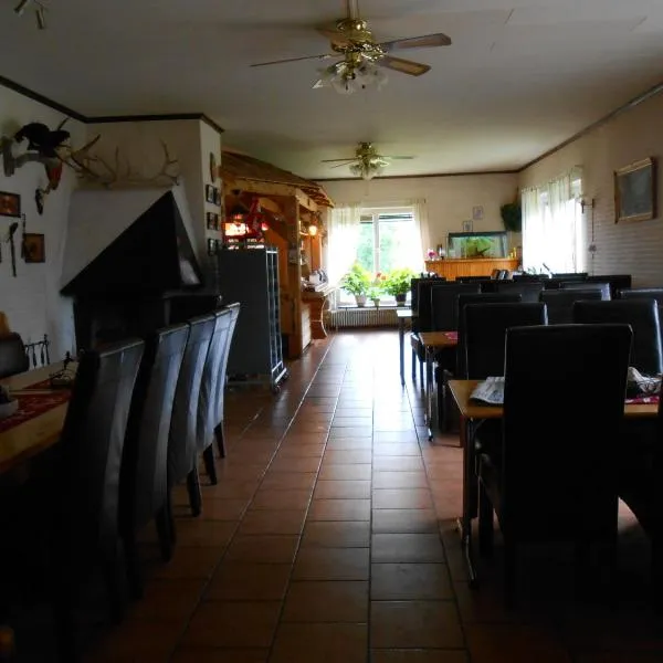 Fredrika Hotell Jakt&Fiskecamp，位于Fredrika的酒店