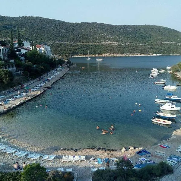 Apartmani Jopi，位于内乌姆的酒店