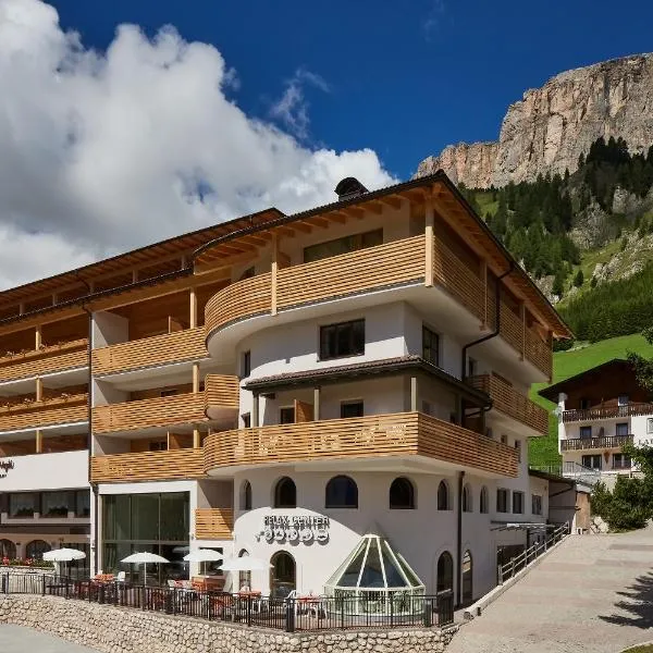 Mountain Hotel Mezdì，位于阿拉巴的酒店