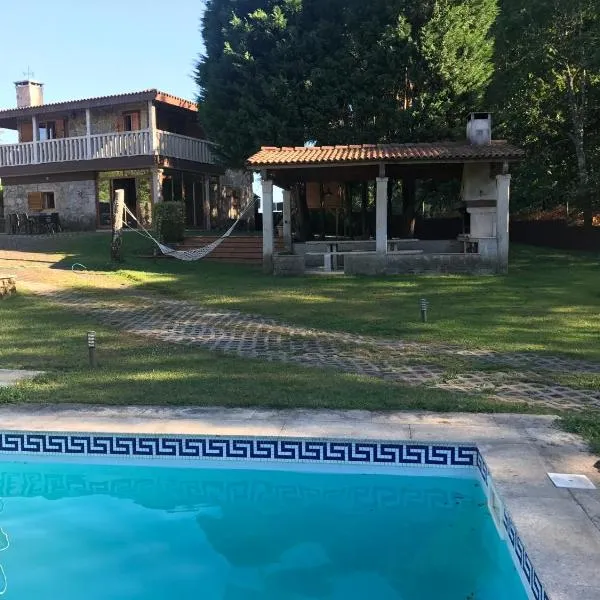 A Leira，位于蓬特亚雷亚斯的酒店