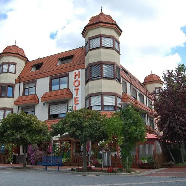 Hotel Restaurant Paelzer-Buwe，位于Forst的酒店