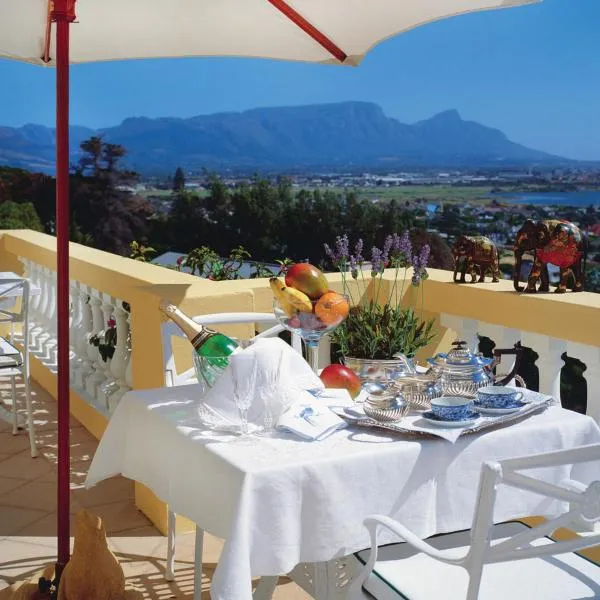科洛纳城堡酒店，位于Strandfontein的酒店