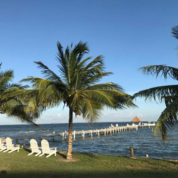 Tilt-Ta-Dock Resort Belize，位于Copper Bank的酒店