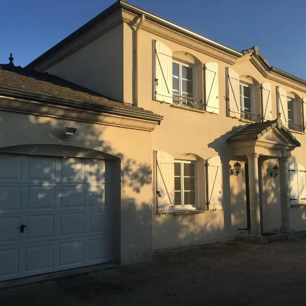 Gîte "Le Millésime 61" Billard，位于Flavigny的酒店