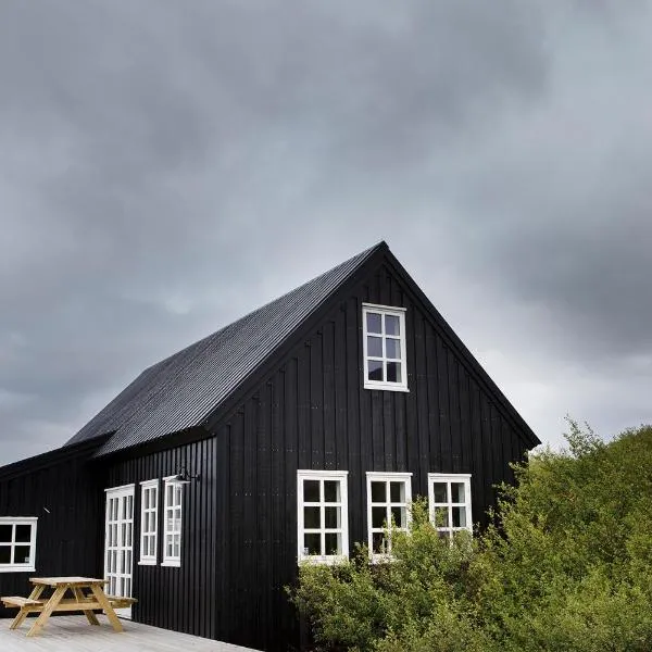 Black timber house，位于博尔加内斯的酒店