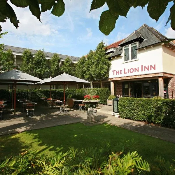 狮子旅馆，位于威特姆的酒店