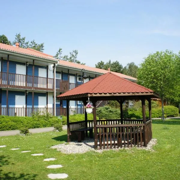 施华德豪斯威斯玛酒店，位于Krassow的酒店