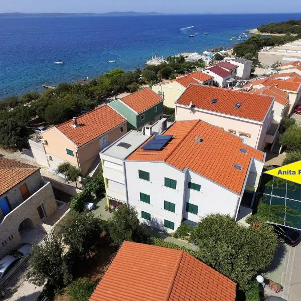 Apartments Anita - Punta Skala，位于Rivanj的酒店