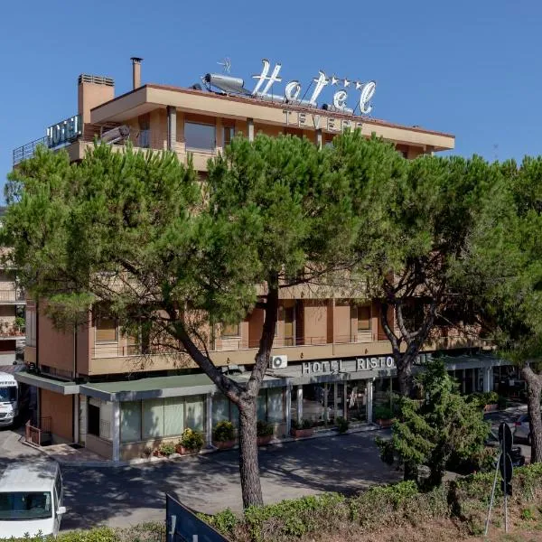 佩鲁贾特维尔酒店，位于Pilonico Paterno的酒店