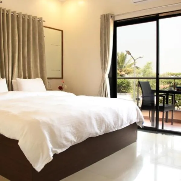 Saburi Apartments Shirdi，位于舍地的酒店