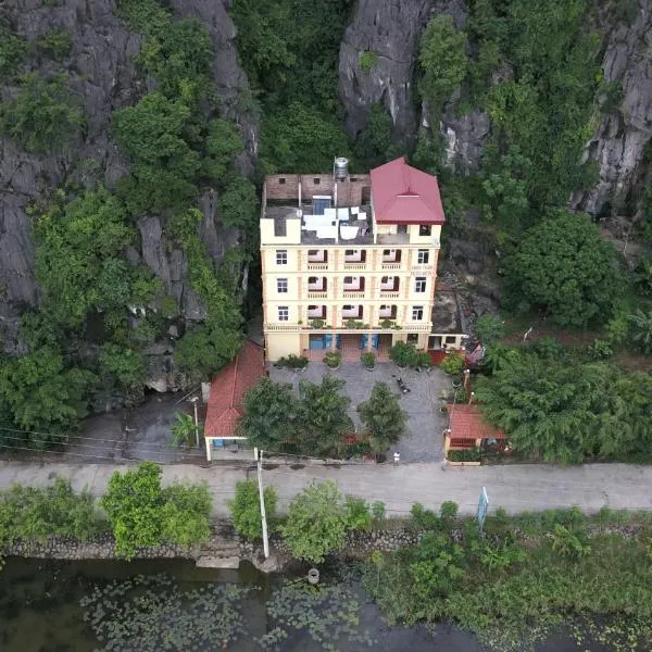 Tam Cốc Anna Thắm Hotel，位于Quang Suối的酒店