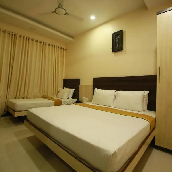 Hotel Madhuri Executive，位于戈尔哈布尔的酒店