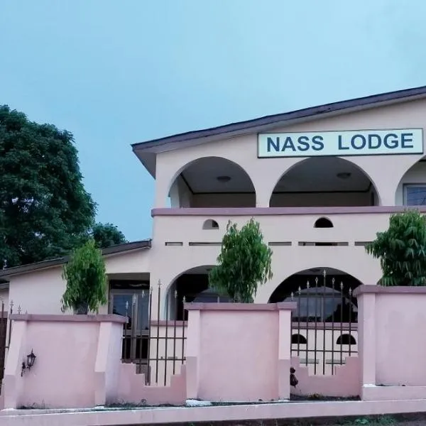Nass Lodge，位于Tanoso的酒店