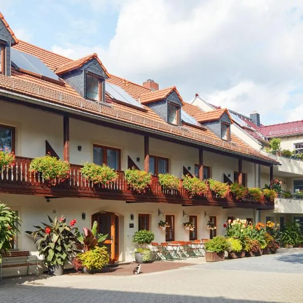 Hotel garni Sonnenhof，位于Thiendorf的酒店