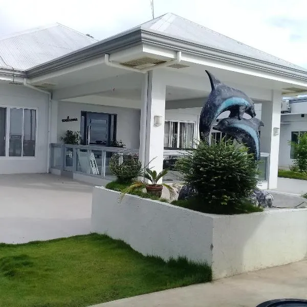 Sergi's Resort and Hotel，位于Palompon的酒店