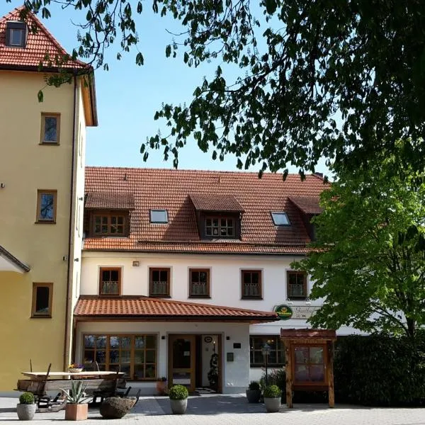 森普特酒店，位于Tiefenbach的酒店