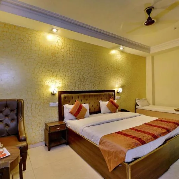 Hotel Diamond Inn，位于钱德加尔的酒店