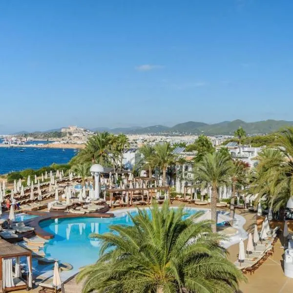Destino Pacha Ibiza，位于塔拉曼卡的酒店