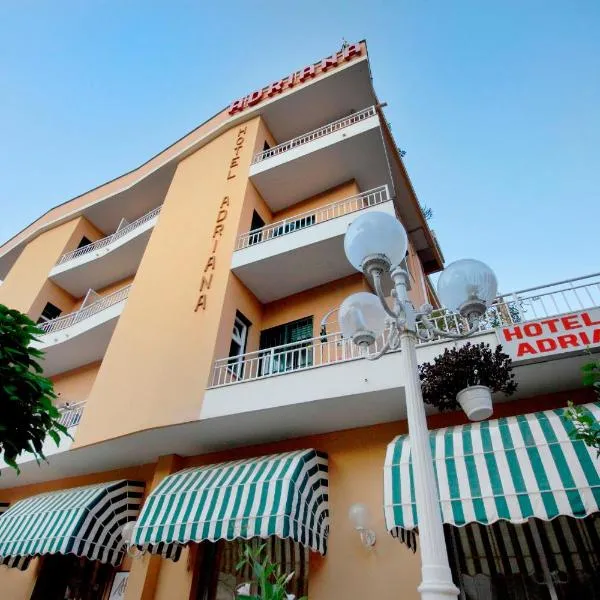 艾尔伯格阿德里安娜酒店，位于塞勒里古的酒店