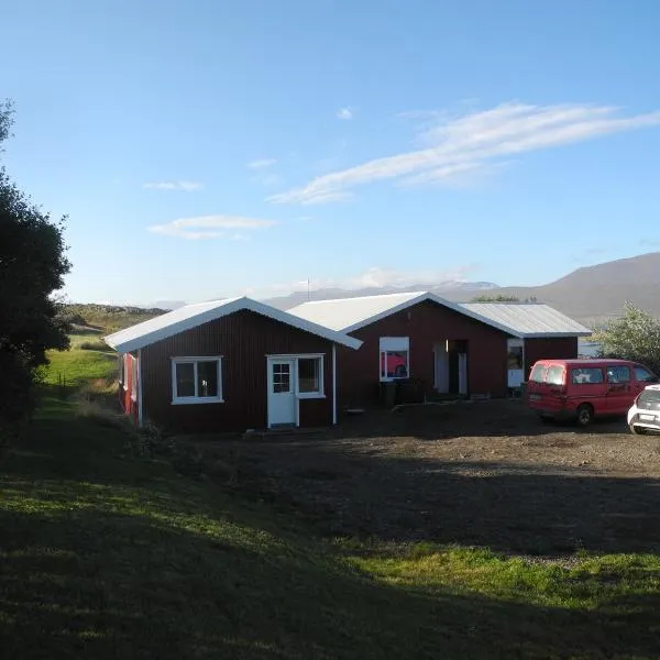 Icelandhorsetours - Helluland,位于瑟伊藻克罗屈尔的酒店