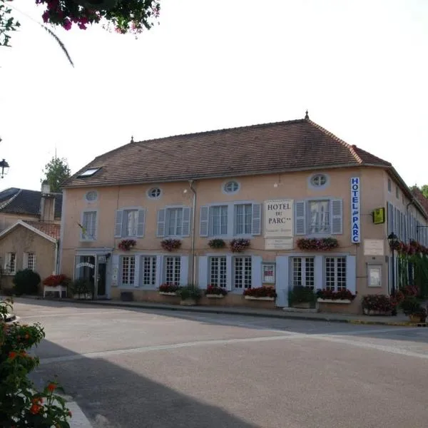 Hôtel Restaurant Le Parc，位于Dinteville的酒店