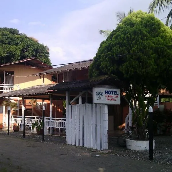Hotel Palmas del Pacifico，位于Jurubidá的酒店