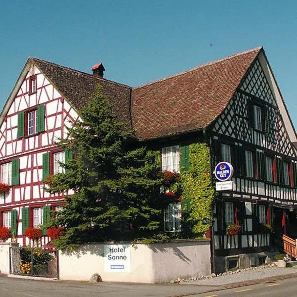 Hotel Garni Sonne，位于Landschlacht Gemeinde Münsterlingen的酒店