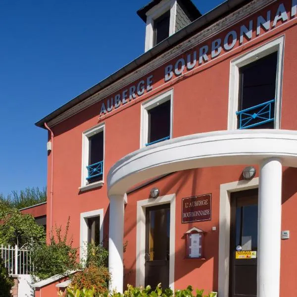 Logis L'Auberge Bourbonnaise，位于圣普斯特布拉法的酒店
