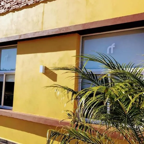 Apart Raíces Federaenses，位于费德拉西翁的酒店