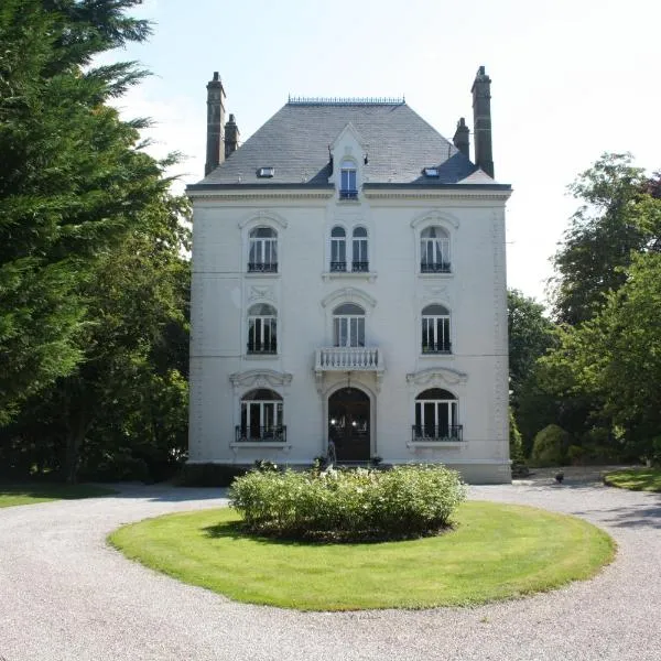 普雷恩艾尔酒店，位于Saint-Étienne-au-Mont的酒店