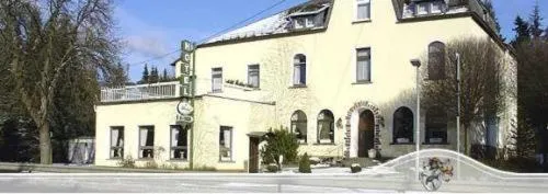 坦纳海姆酒店，位于Filsen的酒店