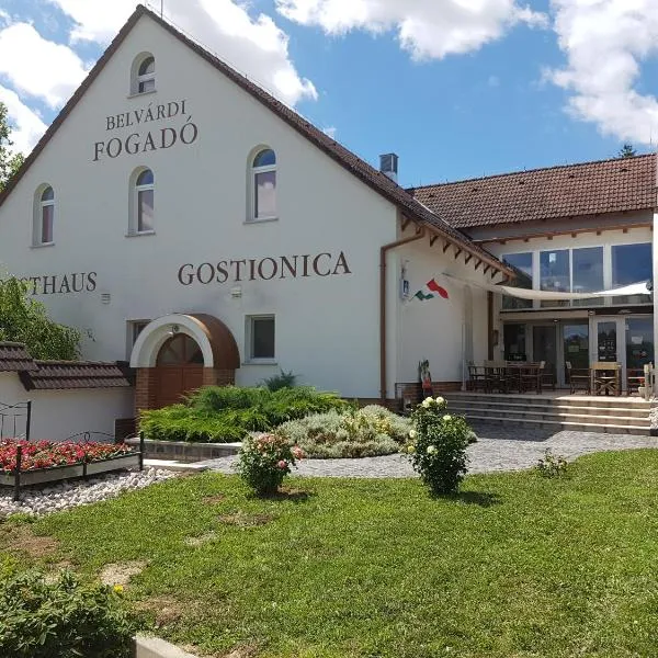 贝尔法迪酒店，位于Szellő的酒店