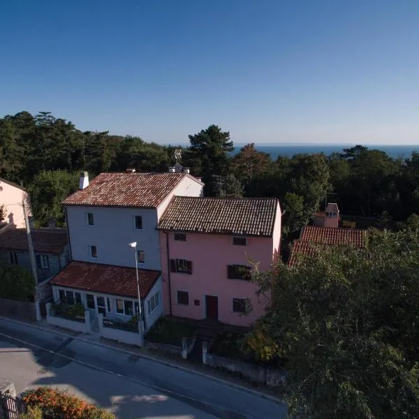 Hotel Aurora Duino，位于杜伊诺的酒店