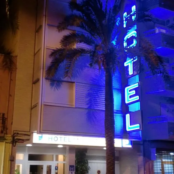 埃尔品奇德奥洛酒店，位于La Jana的酒店