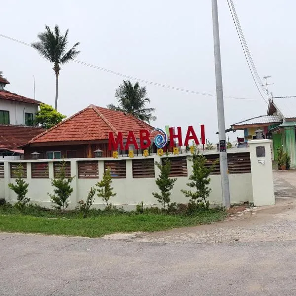 吉里望马波海度假村，位于Kampong Baharu Sungai Udang的酒店