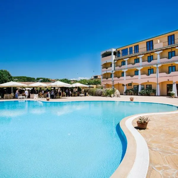Hotel Lido degli Spagnoli Wellness & Spa，位于Bacu Abis的酒店