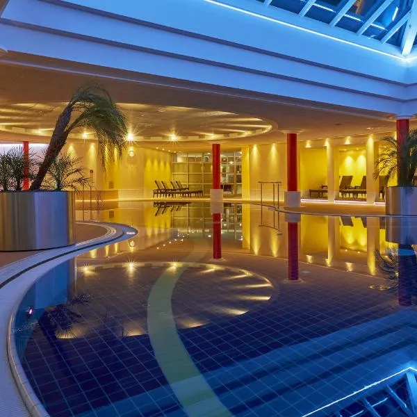 腓特烈罗达H+水疗酒店，位于Behringen的酒店