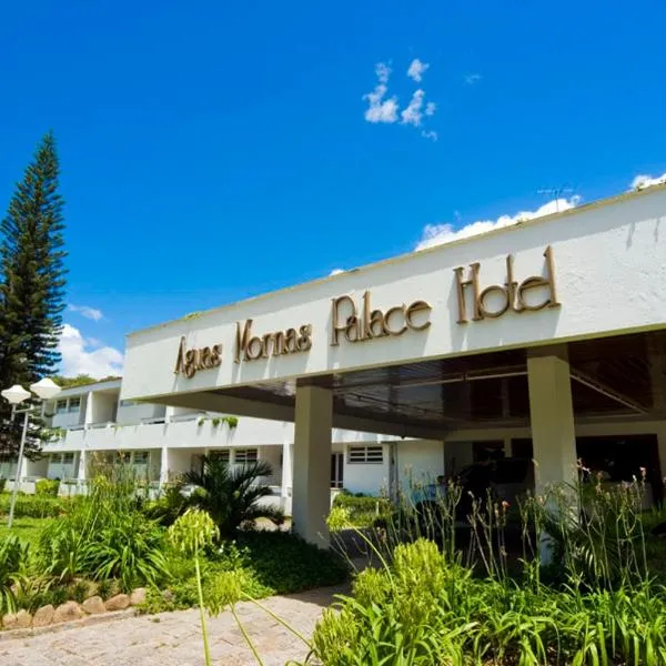 Aguas Mornas Palace Hotel，位于Aguas Mornas的酒店