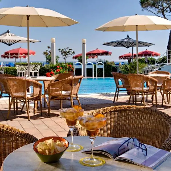 Ruhl Beach Hotel & Suites，位于利多迪耶索罗的酒店