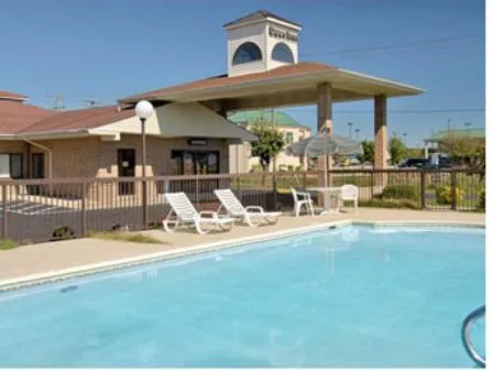 Econo Lodge Franklin，位于Franklin的酒店