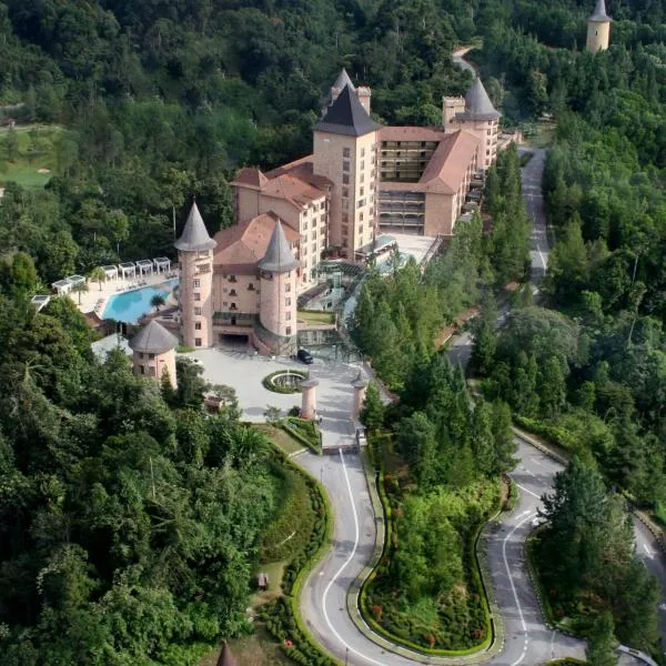 The Chateau Spa & Wellness Resort，位于武吉丁宜的酒店