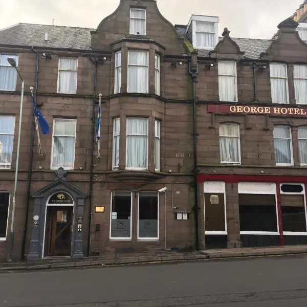 The George Hotel，位于Fettercairn的酒店