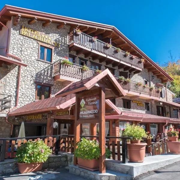 帕拉格切诺酒店，位于Tirivolo的酒店