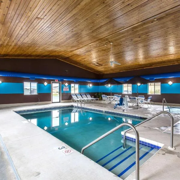 Motel 6-Baraboo, WI - Lake Delton-Wisconsin Dells，位于巴拉布的酒店