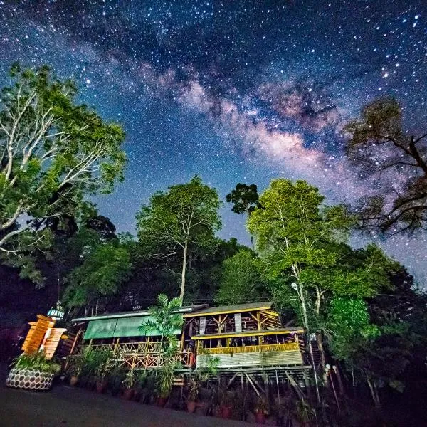 婆罗洲热带雨林度假村，位于甘榜布提尔的酒店